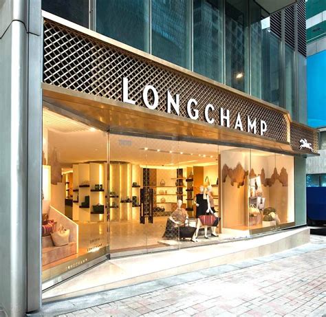 longchamp stores online.